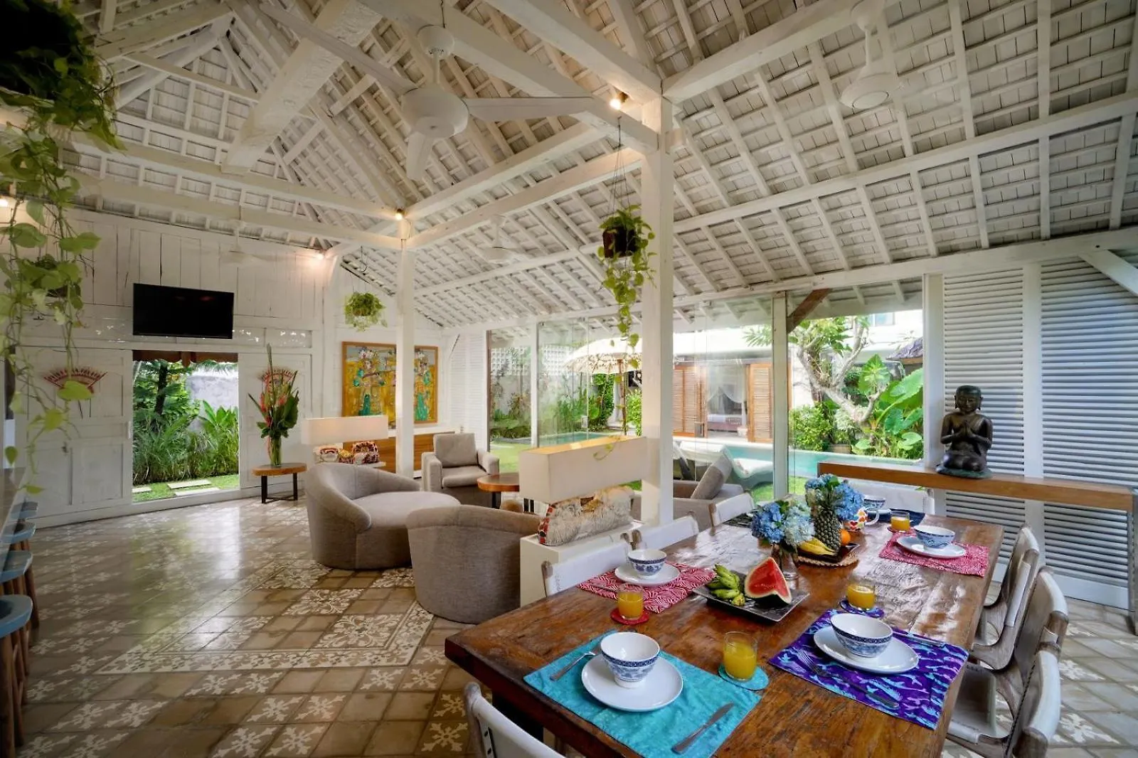 סמיניאק Tropical Villa Batik - Large Garden & Pool, Concierge! 3Mins To Beach, Clubs, Cafes