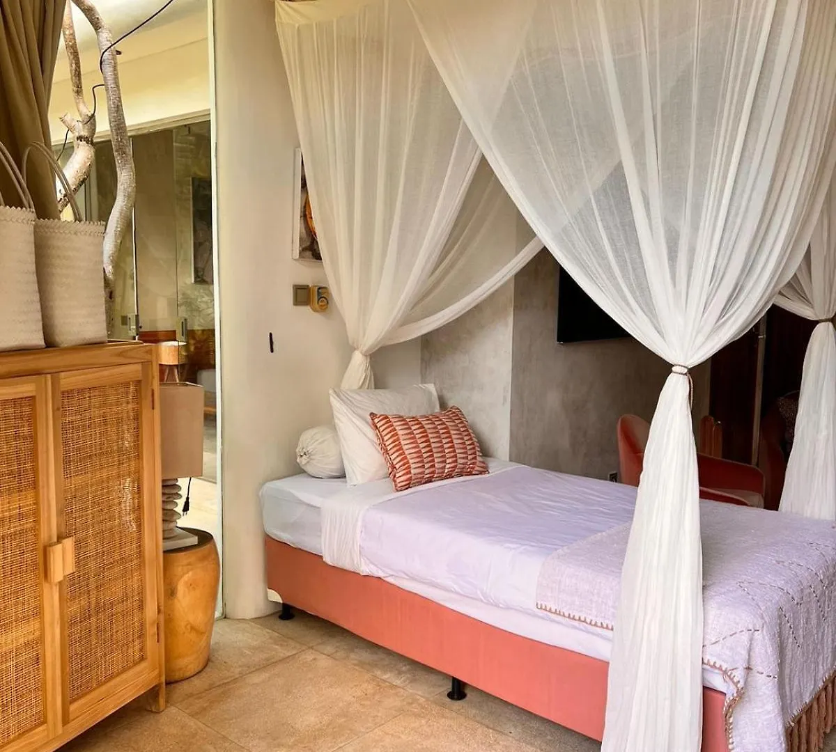 סמיניאק Tropical Villa Batik - Large Garden & Pool, Concierge! 3Mins To Beach, Clubs, Cafes